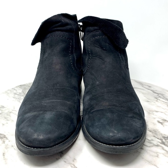 Paul Green Pammela Nubuck Booties 6/8.5 Soft Edgy Classic Minimalist Moto Luxe - Picture 4 of 16